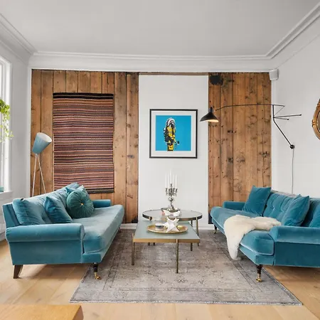 Historic Townhouse I With Rooftop & Free Parking Lägenhet *