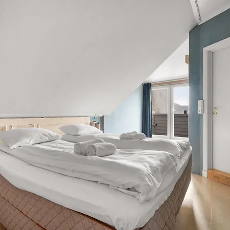 Historic Townhouse I With Rooftop & Free Parking Μπέργκεν