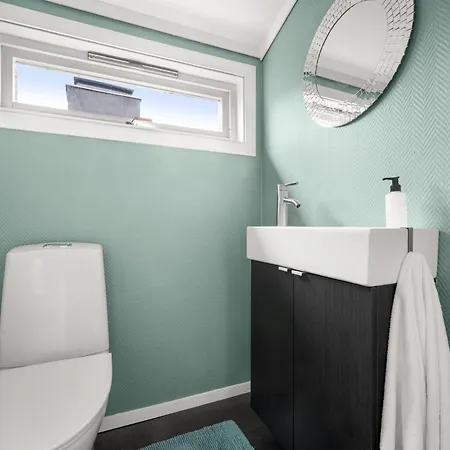 Historic Townhouse I With Rooftop & Free Parking *