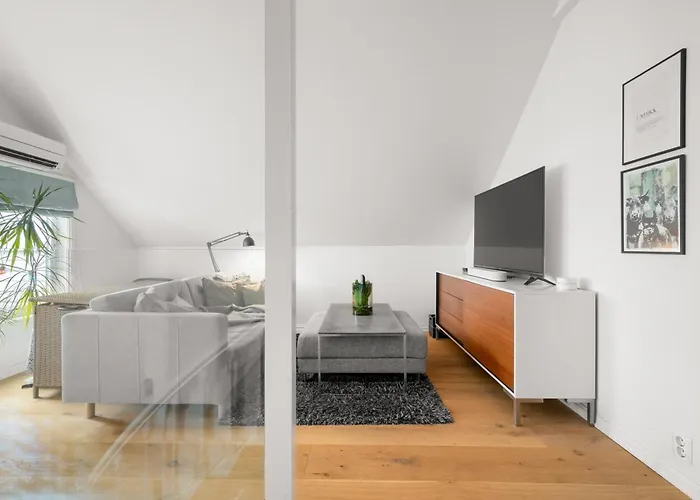 Lägenhet Historic Townhouse I With Rooftop & Free Parking