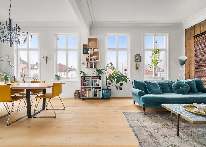 Apartment Historic Townhouse I With Rooftop & Free Parking Bergen