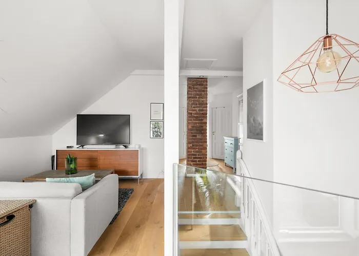 Lägenhet Historic Townhouse I With Rooftop & Free Parking