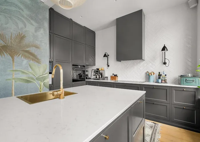 아파트 Historic Townhouse I With Rooftop & Free Parking