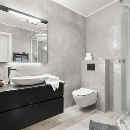 Historic Townhouse I With Rooftop & Free Parking Leilighet *