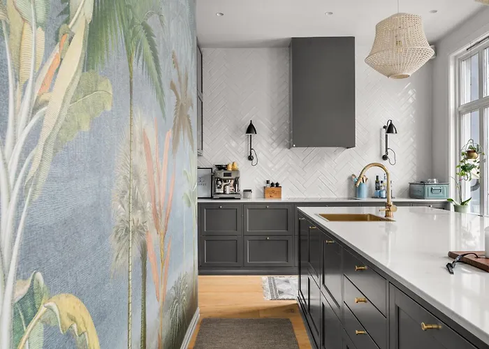 Historic Townhouse I With Rooftop & Free Parking * Bergen